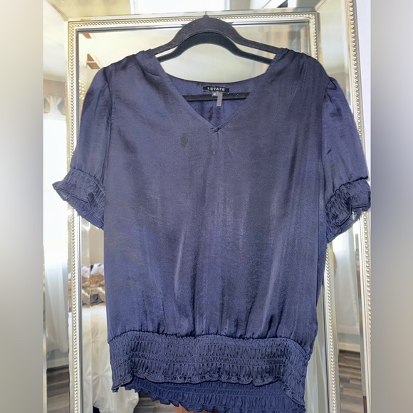 Women’s navy dress blouse, good condition. Size M - Picture 1 of 3